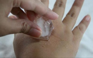 Có ĐAU RĂNG đến phát điên thì cũng chỉ cần 5 phút làm thế này là cơn đau tan biến!