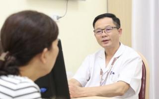BS bệnh viện Việt Đức cảnh báo: Nhiều người phải cắt thận vì lười uống nước