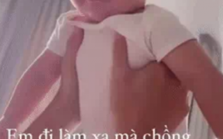 Con trai Hà Hồ khiến fan thích thúc vì biểu cảm cưng xỉu khi bố cho chơi trò cảm giác mạnh