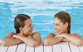 Phụ nữ ở Berlin được phép để ngực trần tại các bể bơi công cộng