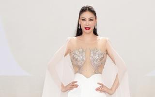 Minh Tú hoá cô dâu đen, Khánh Vân 'hở bạo' dự chung kết Miss Grand Vietnam 2023