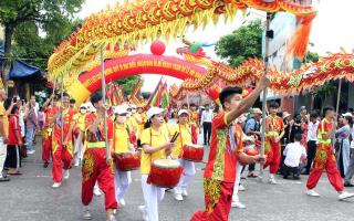 Quảng Ninh: Tưng bừng khai hội đình Trà Cổ