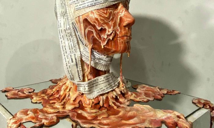 Triển lãm ‘Thầm Thì’